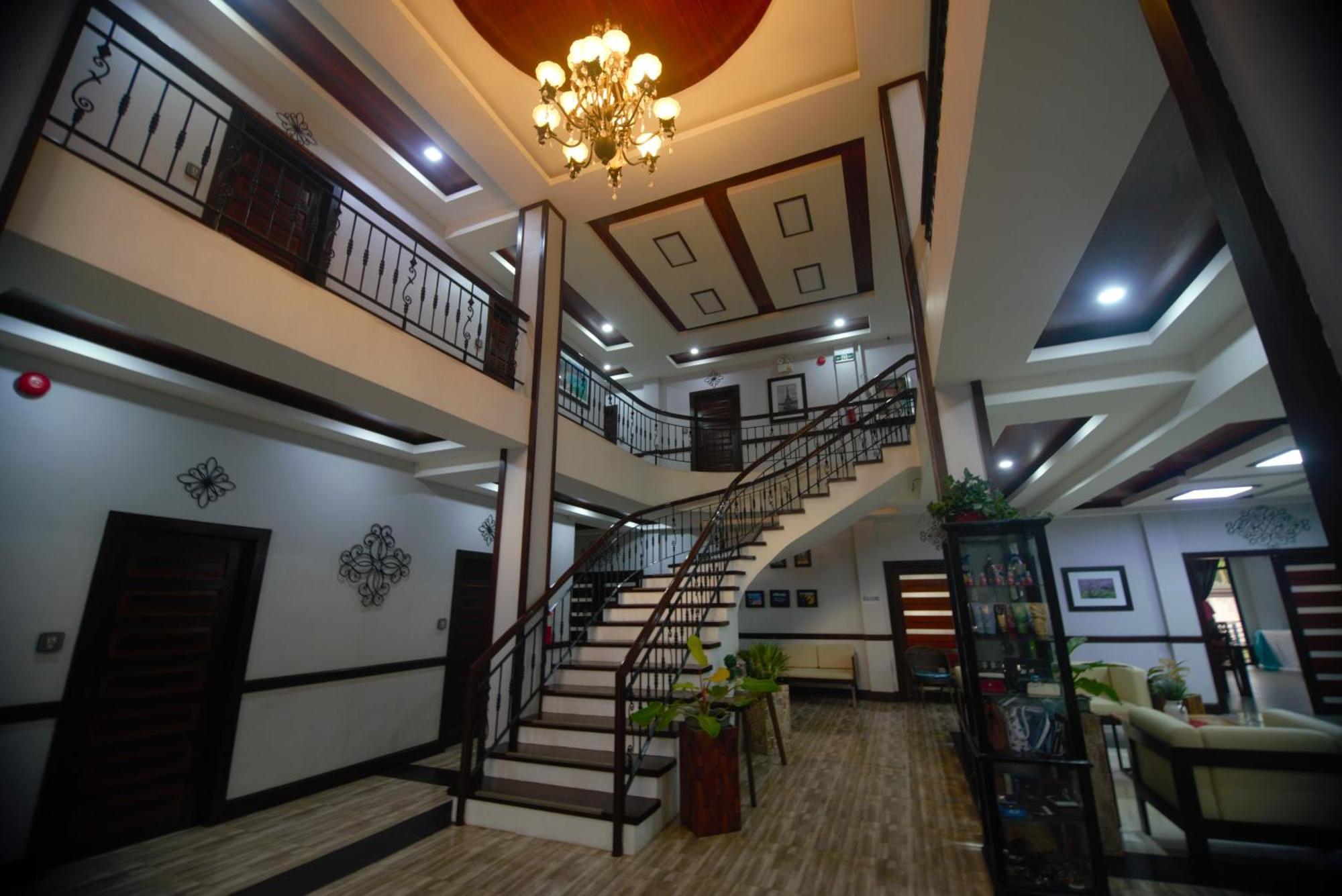 Hotel Gabriella Città di Tagbilaran Esterno foto